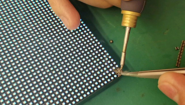 会议显示屏怎么选？分辨率、接口、兼容性关键参数解析