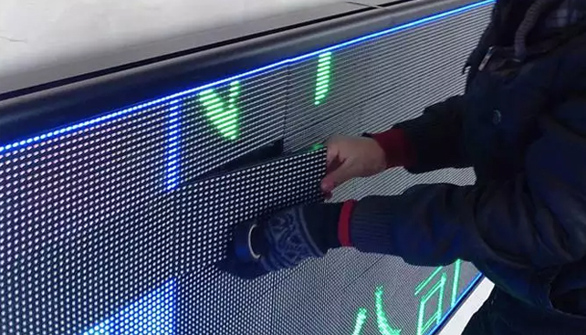 以售后铸口碑 用服务赢未来&mdash;&mdash;成都LED显示屏厂家的服务坚守